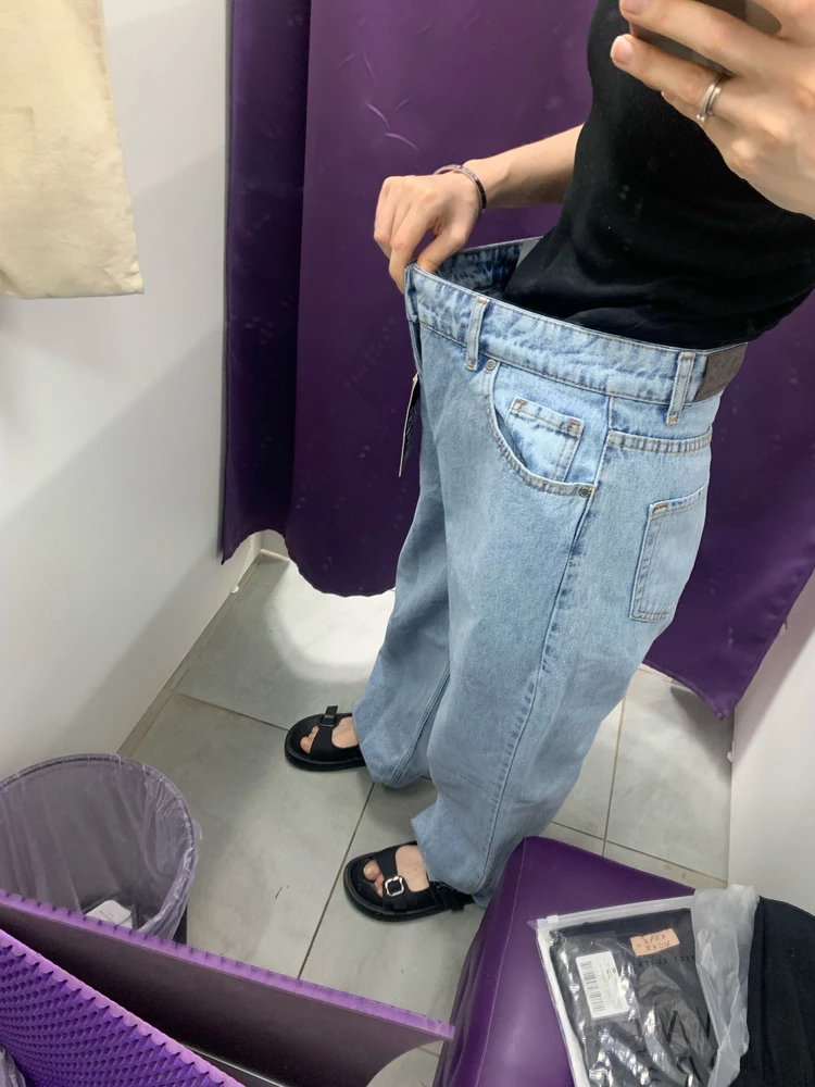 Как будто это вообще не те джинсы, не 42 а 48 размер! Параметры от 66 об 92