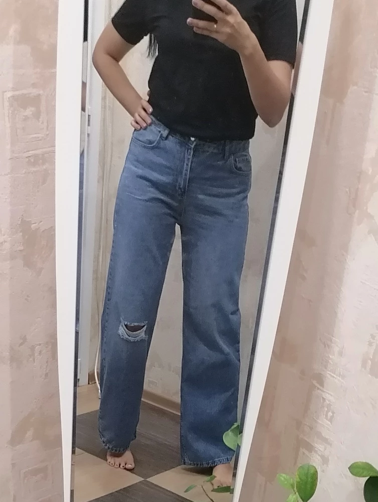 Хорошие джинсы. В размер, по качеству супер. Мой рост 173