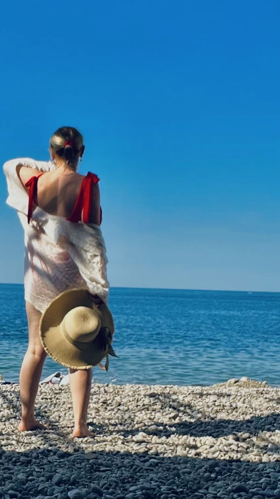 Прекрасный купальник . Красивый , качественный .