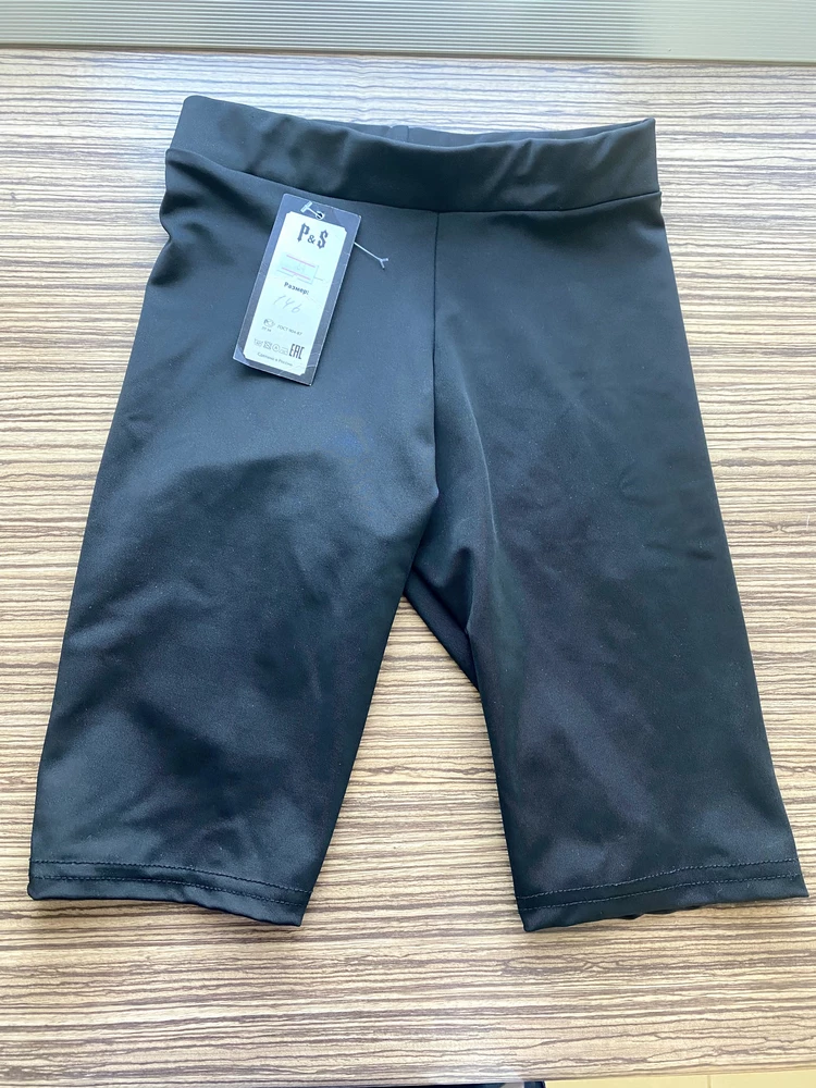 Хорошие велосипедки. Цена/ качество- идеально! Идут в размер. Дочка обычной комплекции, 10 лет размер 146. Швы ровные.