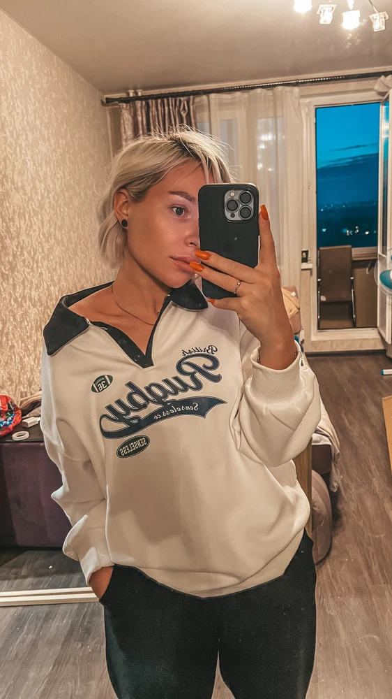 Замечательное поло, сидит идеально, сочетается со всем. Носить - одно удовольствие