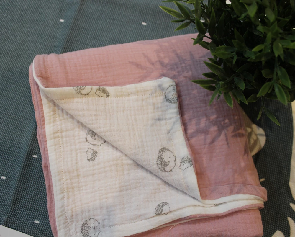 Полотенце понравилось,очень нежное и приятное на ощупь, закажу и плед муслиновый, я влюбилась в этот материал)