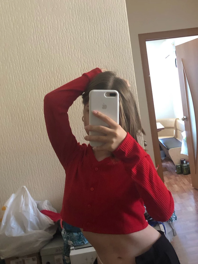 это прекрасно..но как все и пишут разрез на давит на большой палец,но мне это не особо мешает.мне очень нравится такой фасон,поэтому да,советую к покупке,купила и не пожалела,думаю куплю ещё несколько цветов