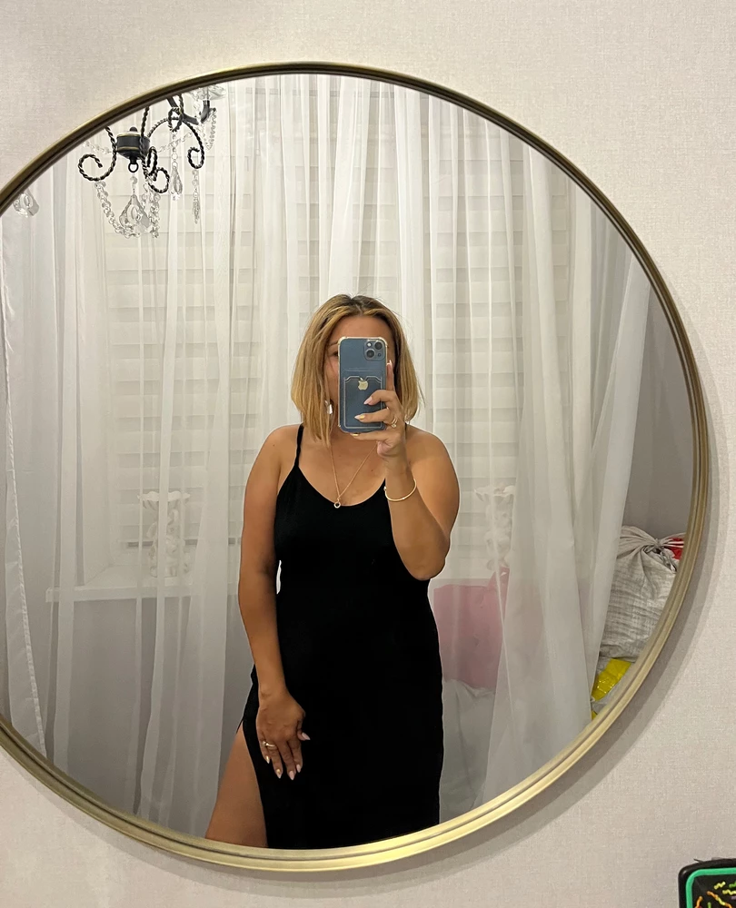 Ткань нежная, приятная к телу.
Смотрится интересно .
Прекрасная комбинация.