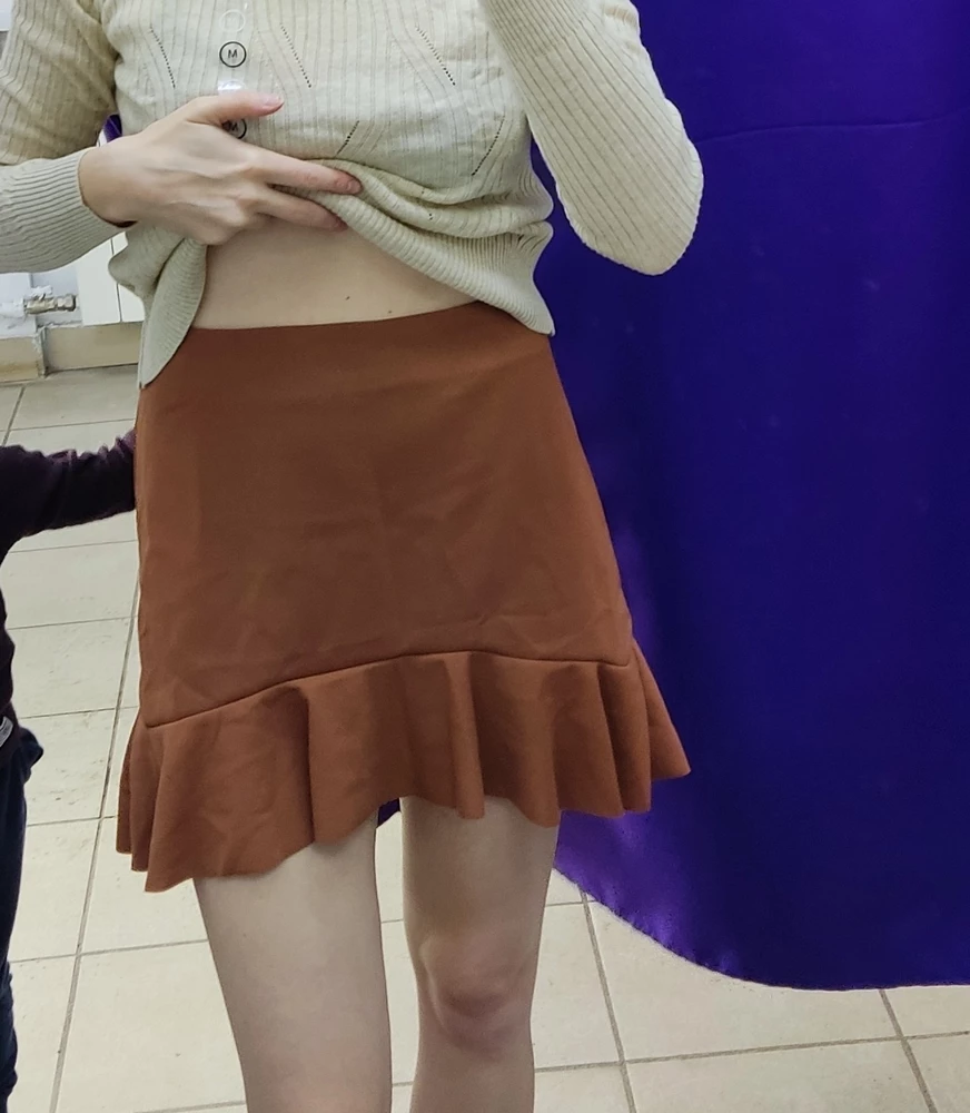 Села хорошо. Но ткань тонка. Стоит своих денег -400р