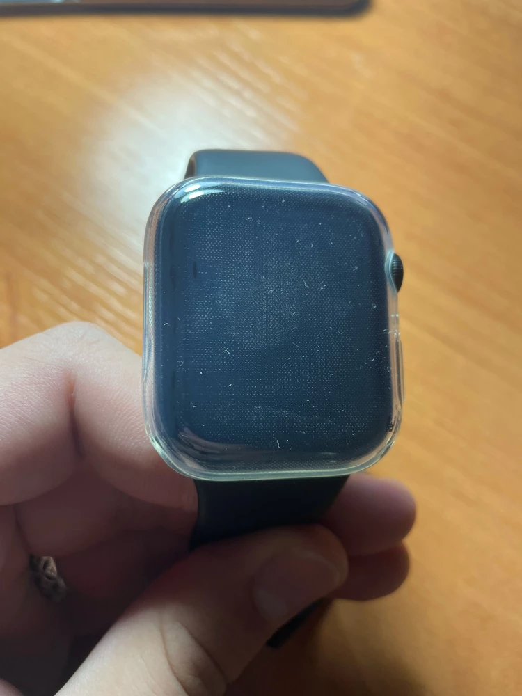 Идеально подошли для Apple Watches 5 44m. Пришли довольно быстро и без повреждений. Советую. Лучше чем обычная пластиковая защита или же пленка, так как корпус защищен полностью.