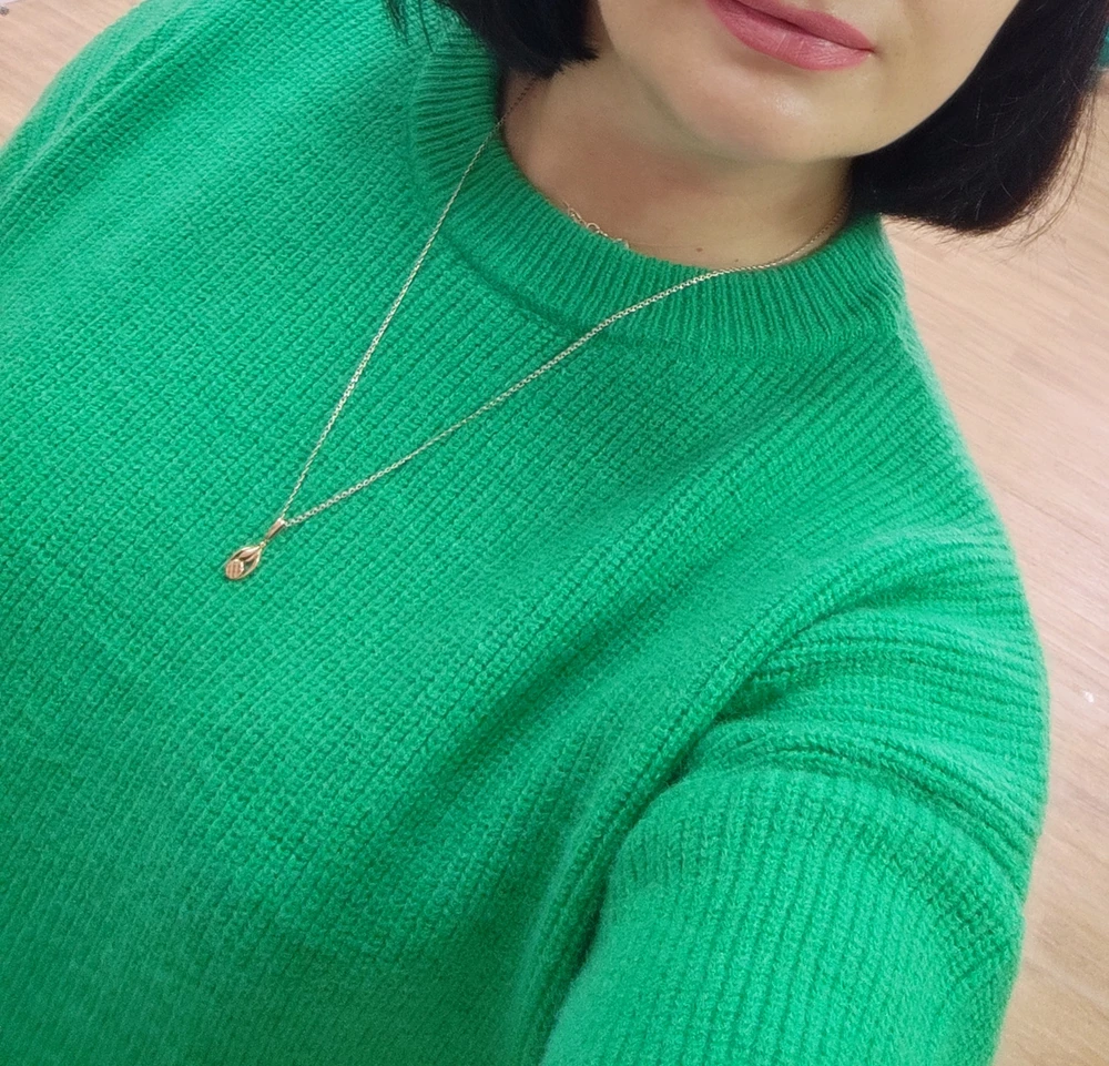 Все отлично, упаковано хорошо. Свитор огонь, цвет яркий, размер соответствует. Качество просто класс, мягкий и теплый. Рекомендую