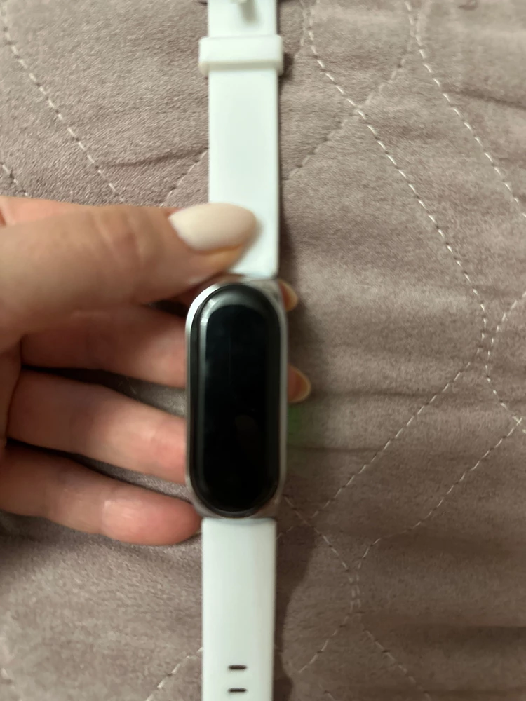 Не подходит на mi band 5, велик