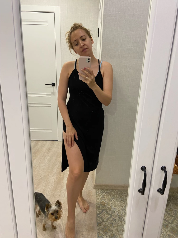 Шикарное очень легкое платье. Взяла для пляжа