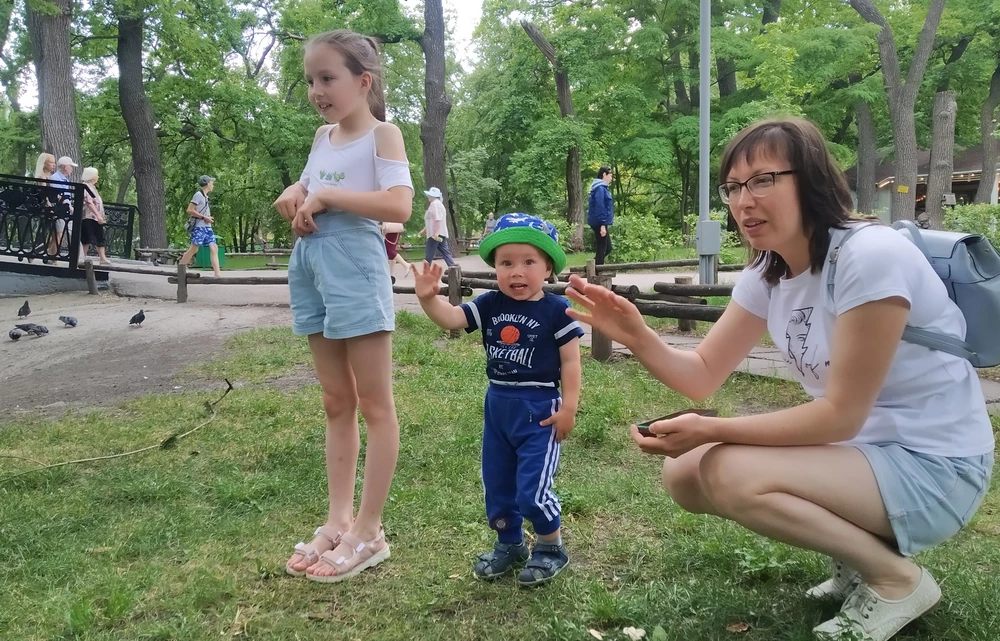 Заказала уже 2ую такую футболку в белом варианте, второе лето наслаждаюсь качестом! 100 процентный хлопок.