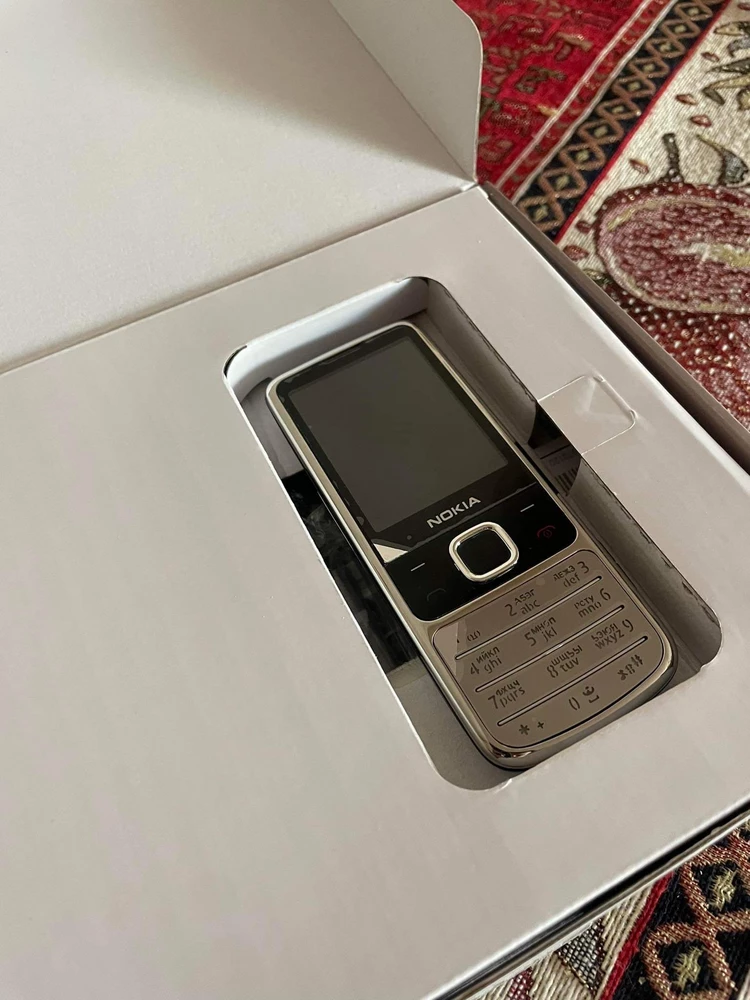 Nokia 6700