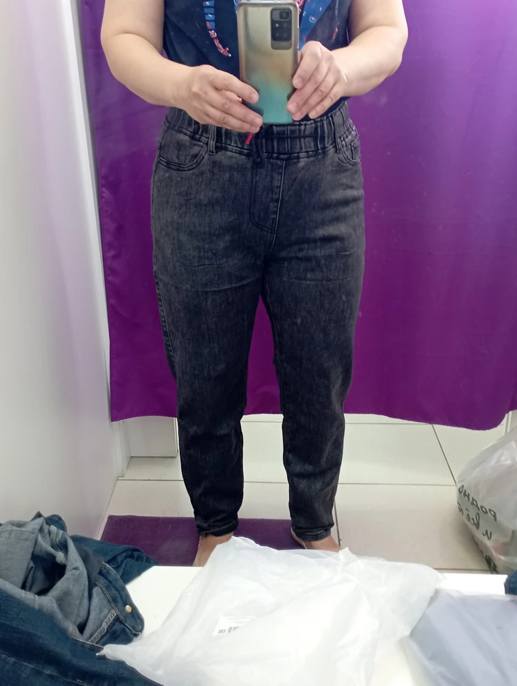 Очень хорошие джинсы, по размеру подошли и по длине на рост 164хорошо, спасибо большое