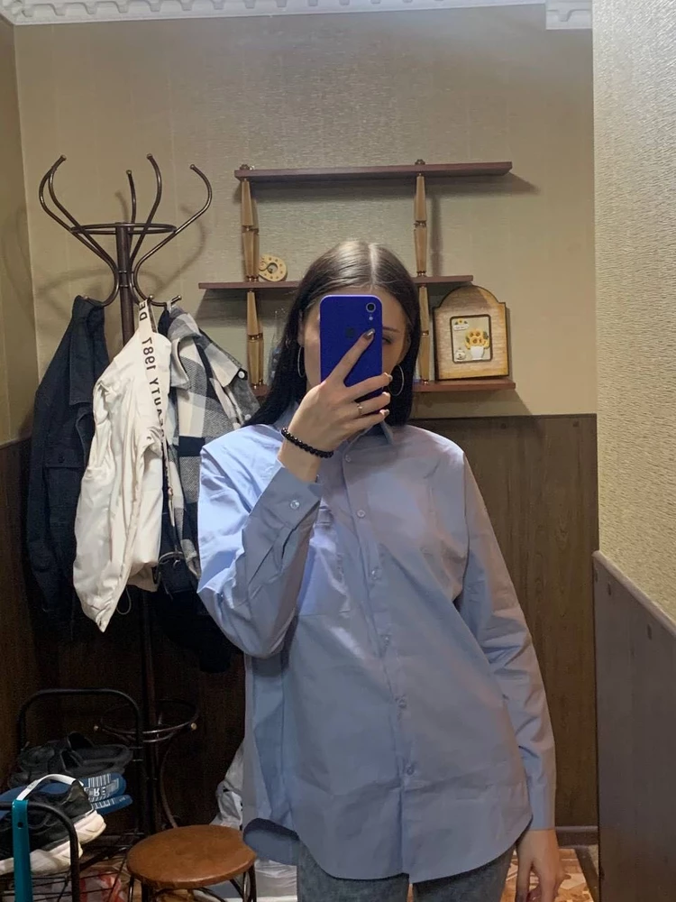 Хорошая классическая рубашка. На рост 174 села отлично. По качеству претензий нет. Гладится нормально.