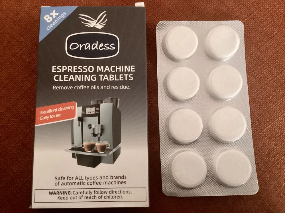 Сравните фото в рекламе товара и то,что я получил!На рекламе 10 таблеток ,при получении 8 !НЕ ХОРОШО!!!