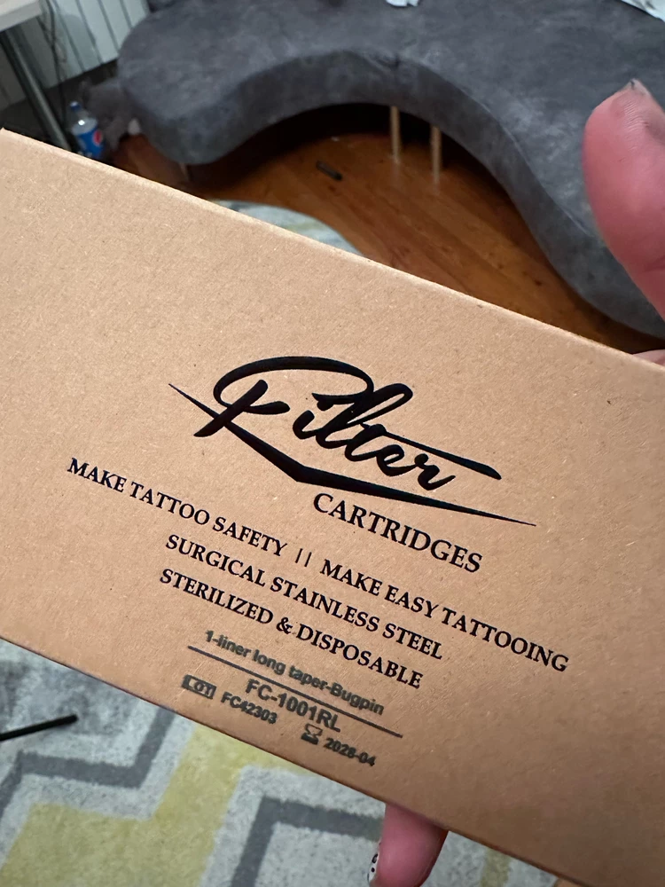 Вместо 5, прислали 1…я так ждала, клиент уже должен был придти в понедельник! Придется отменять запись!