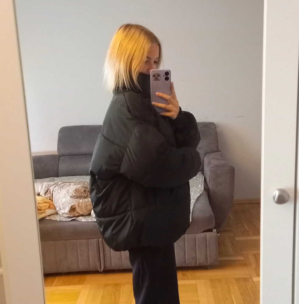 Когда я говорила что хочу оверсайз куртку, я немного не это имела ввиду