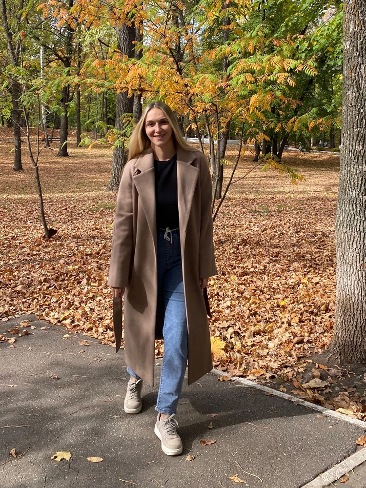 Понравилось. Но при носке образуются катышки . Не критично. Пальто теплое,красивое. Спасибо продавцу.