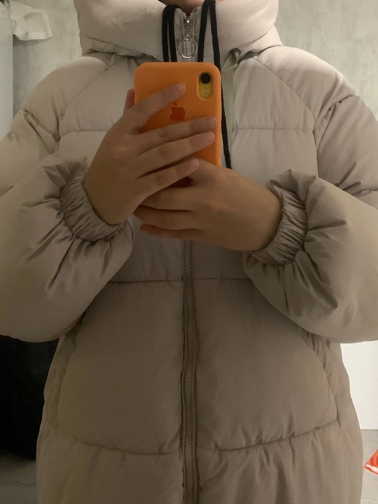 Отлична куртка за свою цену, теплая и уютная, чутка точат нитки, а так супер