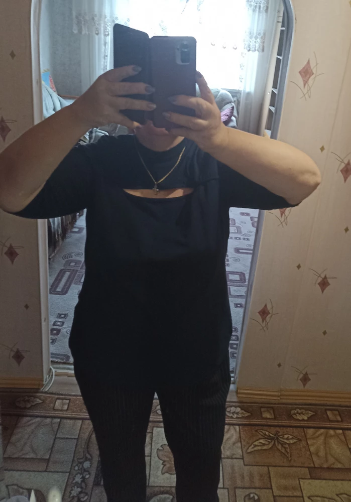 Приятная к телу, длинная ,попу прикрывает , рукав укороченный, давно искала именно такую огромное спасибо продавцу!!!