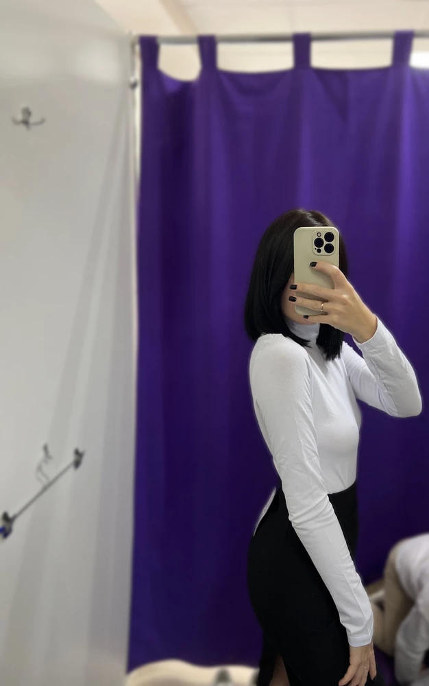 Очень понравилась водолазка.Закажу обязательно вторую.Определенно советую к покупке.