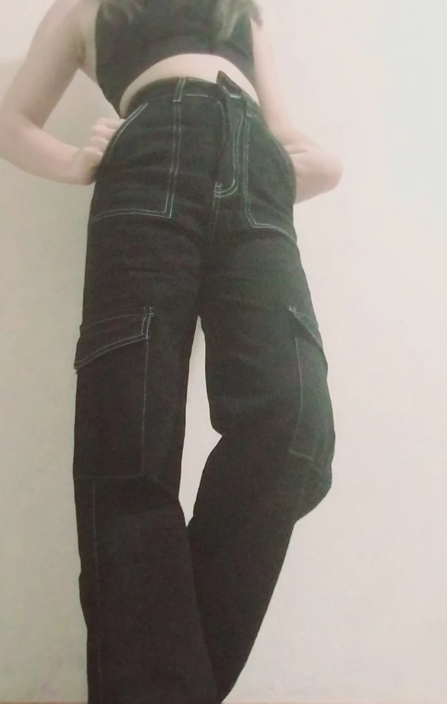 Джинсы топ но для моего роста длинноваты нечё не поделать но для меня был 1 раз когда нашлись джинсы прям на мою талию 😁