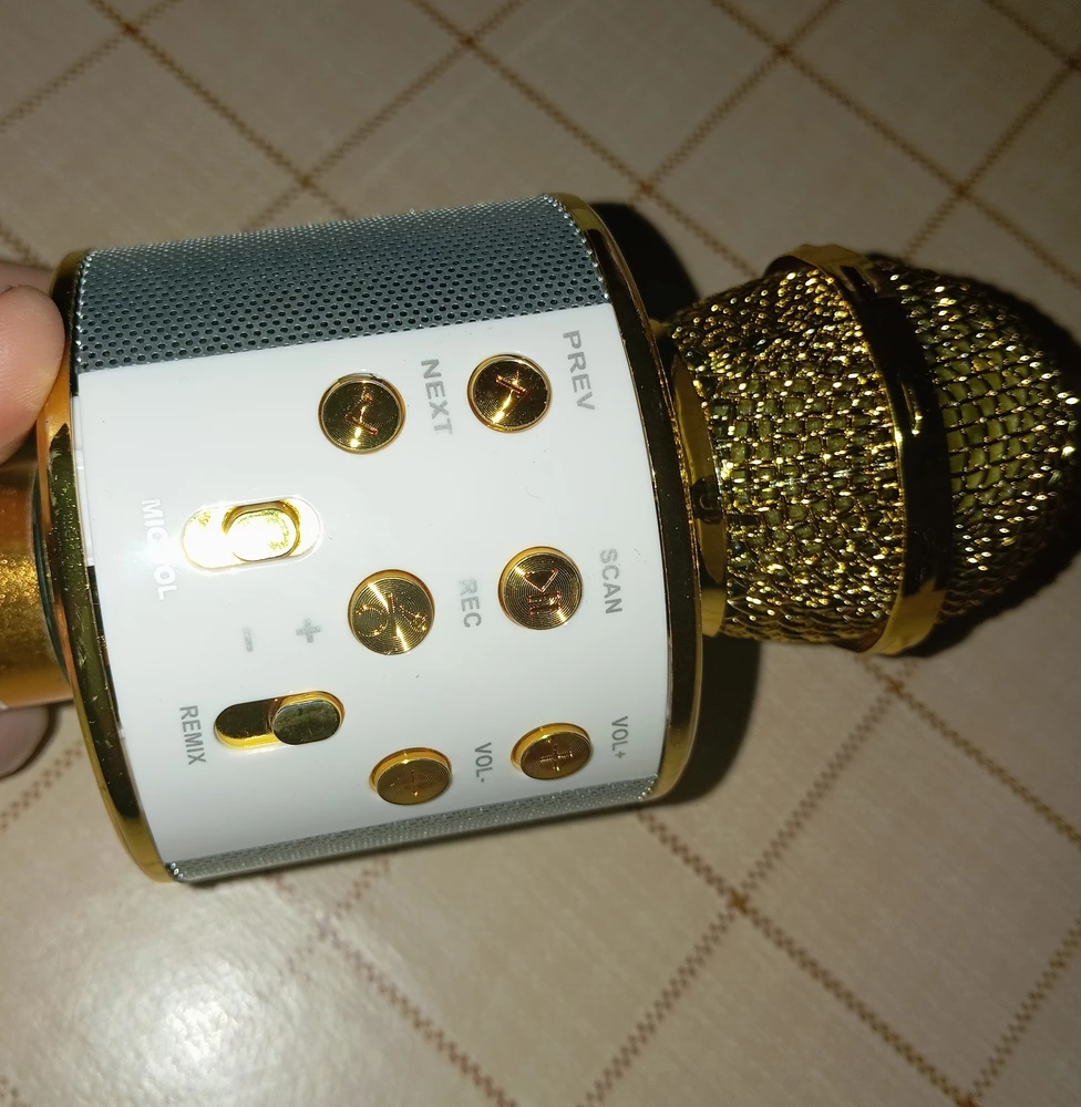 Очень крутая штука, множество функции имеется, удобно держать, лёгкая