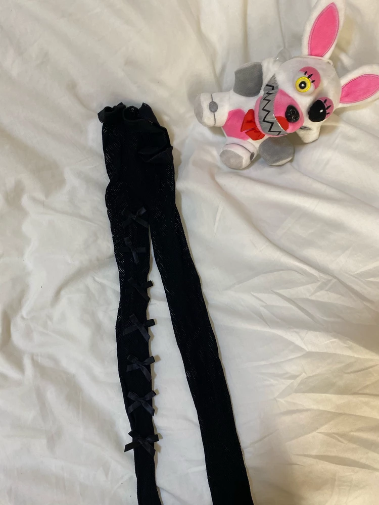 Толька на одной ноге были бантики
Мангл не одобряет