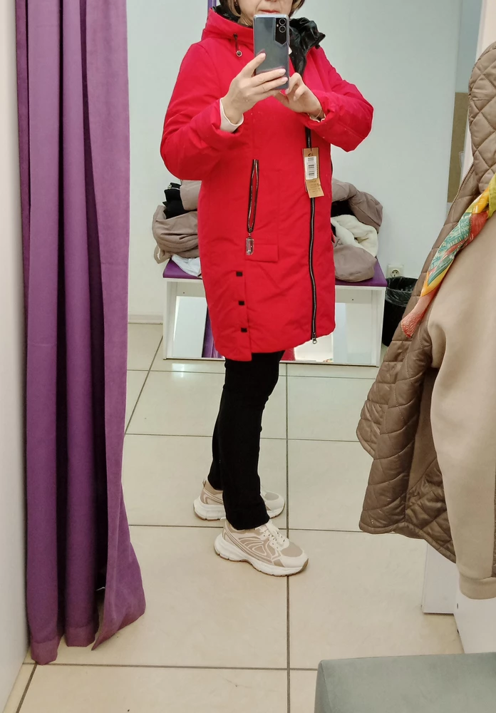 Очень хорошая, рекомендую