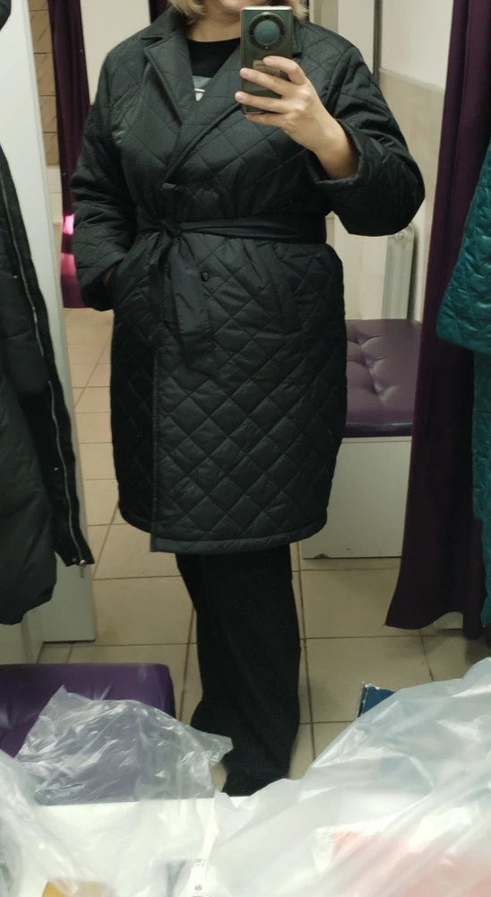 Понравился, и качество и фасон, но выбрала другой.