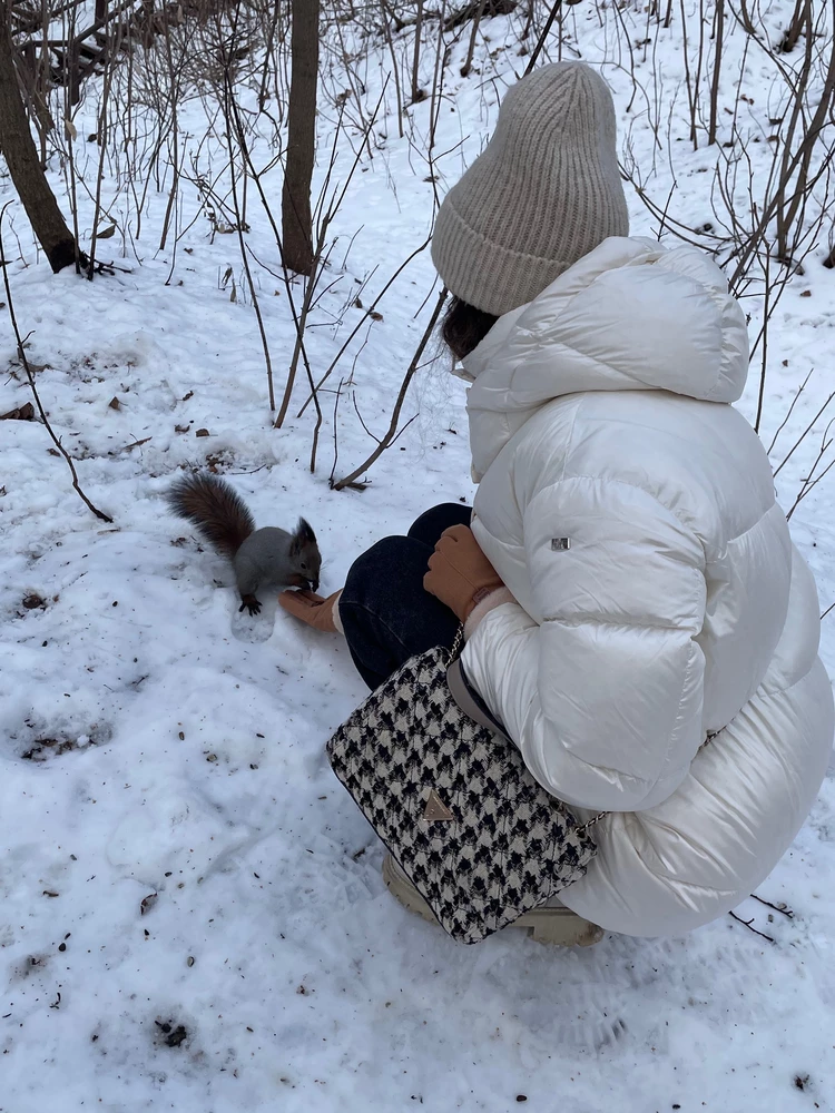 Оверсайз модель.  Смотрится стильно и красиво.