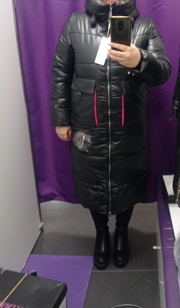 Куртка хорошая .