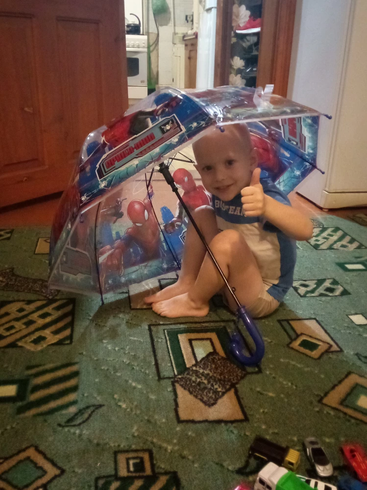 Отличный зонтик.Сыну понравился.