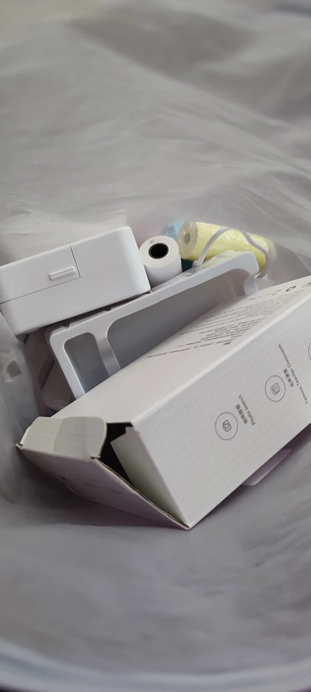 Отвратительный товар. Помимо того что пришло всё в раскрытом виде, ещё и печатает ужасно, ни чего не видно. Просто на выброс. Не советую.