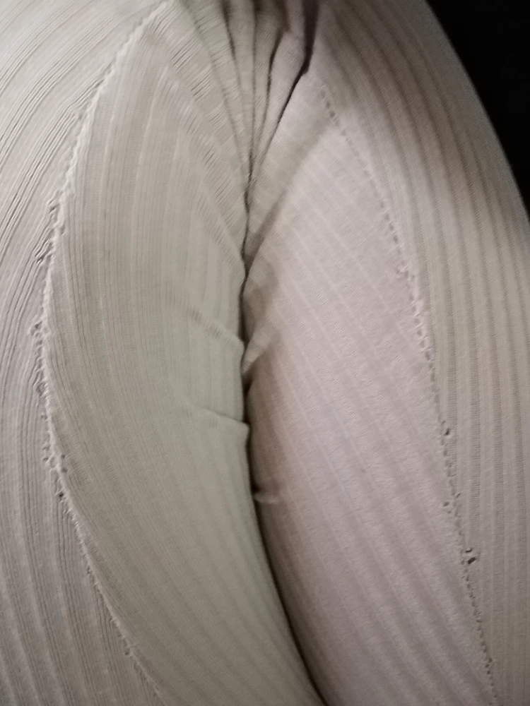 Вот это один раз надетые лосины. Выводы делайте сами. В помойное ведро.