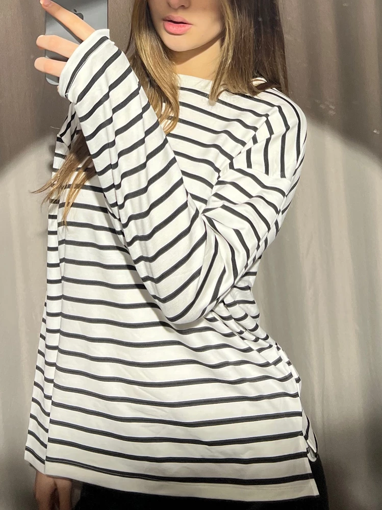 За безумно приятную цену суперское качество. 
Приятная к телу 
Идет размер в размер 🙈 закажу ещё !