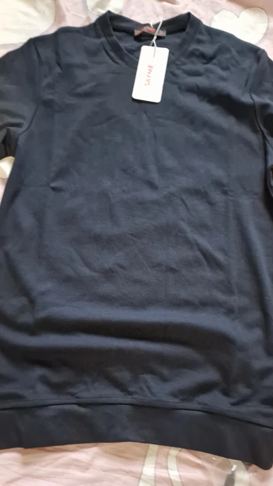 Заказала на подарок брату. Размер подошел идеально. Джемпер  хорошего качества.