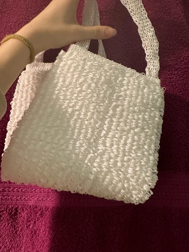 Мочалка хорошая, всем советую. 
Пришла быстро