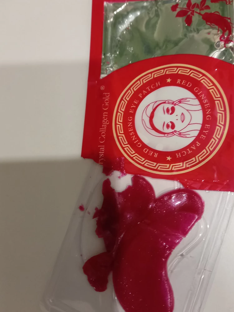 Щётка светится,но не работает. За подарок тоже спасибо,все развалилась. Оставила заявку на брак,брак не подтверждён. Так и пишите,что она просто механическая!