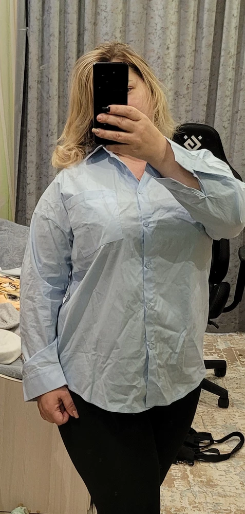 Очень классная рубашка, качество хорошее. На большую грудь села отлично пуговицы не расходятся. Я очень довольна,  отдельное спасибо продавцу за подарок