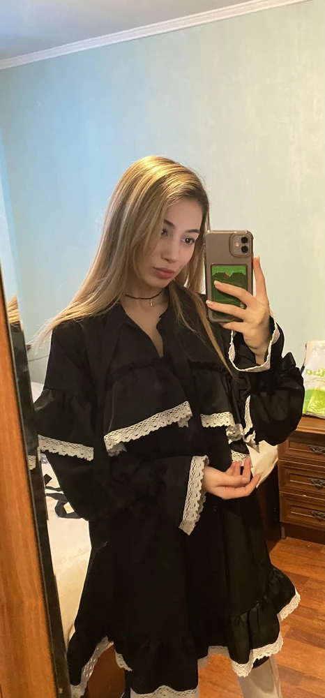 Делюсь отзывом)
Платье соответствует по всем параметрам , как на фотографии модели! 
Очень приятный и качественный материал! Я в восторге, очень милое платье😊
Спасибо вам!