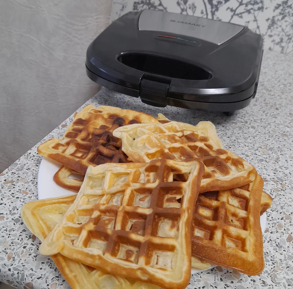 Отличная покупка👍 очень понравилась в деле👍осталось только найти хороший рецепт вафель 😄