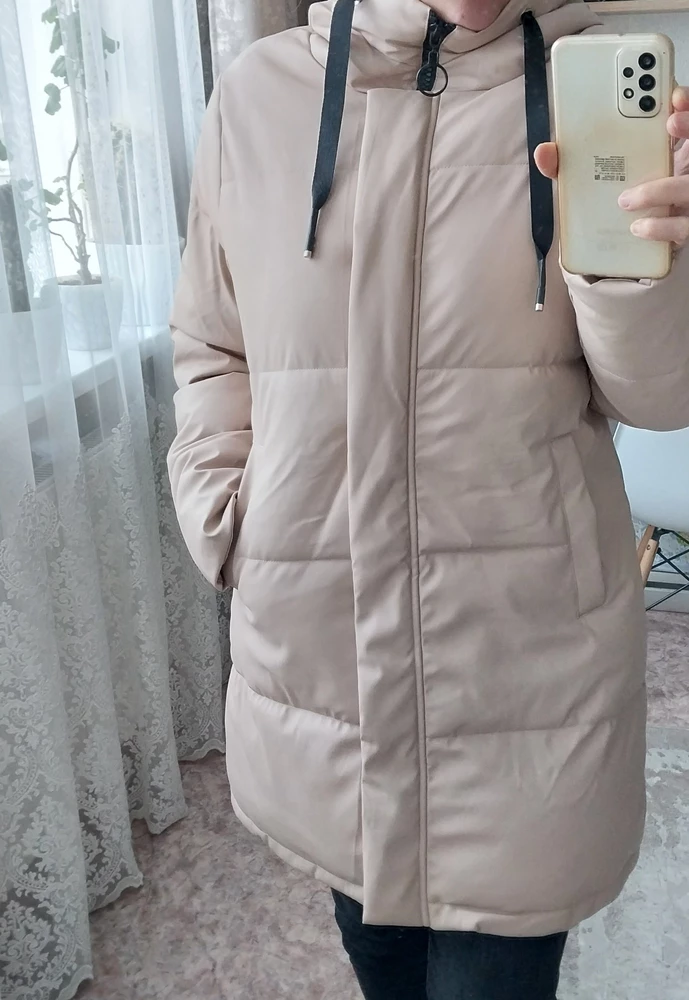 Классный пуховик из экокожи.Теплый,лёгкий, отличного качества, рекомендую