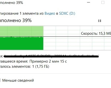 До заявленных V30 и U3 не дотягивает. Покупалась для видеорегистратора. Посмотрим как покажет себя в эксплуатации.