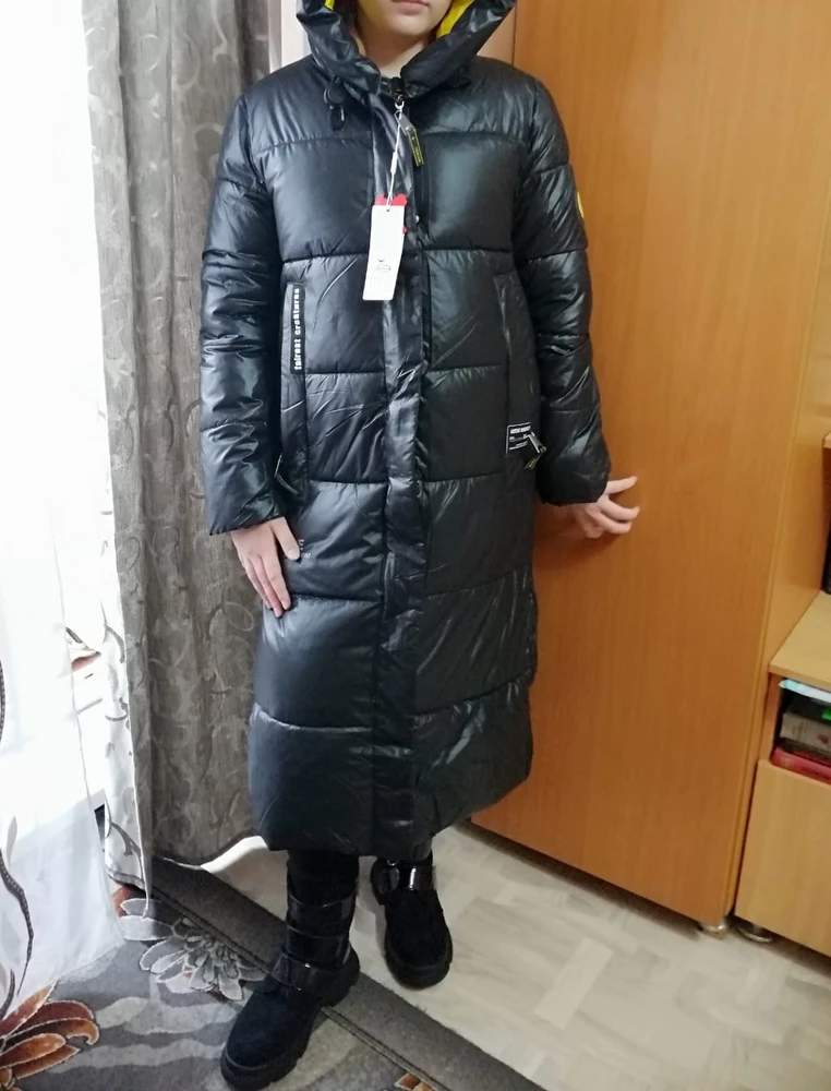 Очень классная курточка,теплая,уютная,супер. Хотелось бы немного побольше шаг сбоку