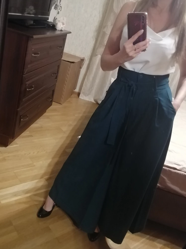 Очень нравится. Сидит отлично, модель удобная. Размер соответствует. Качество хорошее. Рекомендую к покупке.