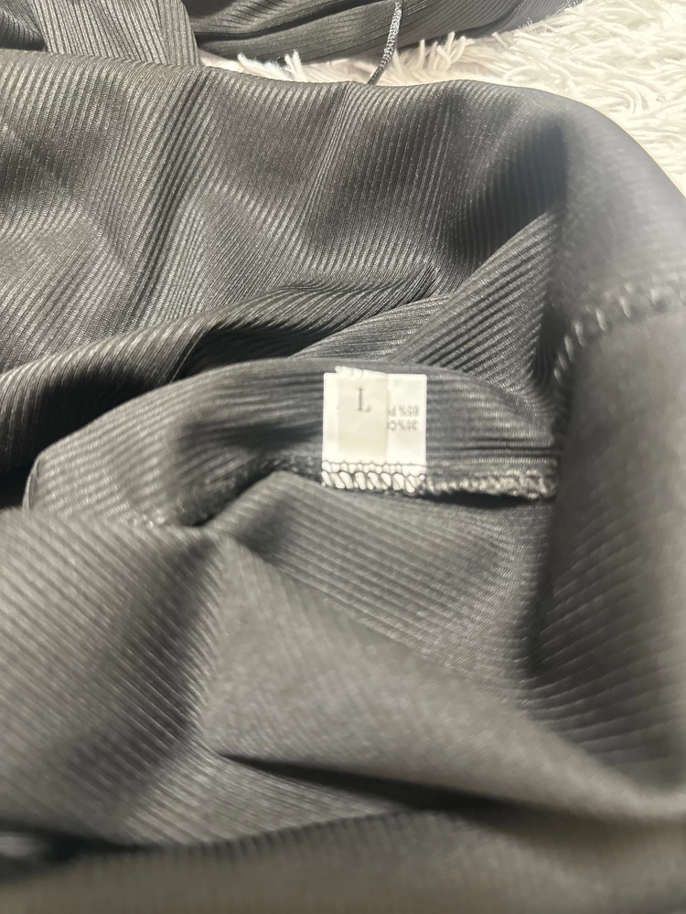 Заказала размер S 
Пришел размер L, буду делать возврат 👎