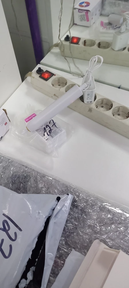 Как вернуть товар, из трех работает только одна. На пункте пробовала зарядить думала просто разряжаена, но нет!!!