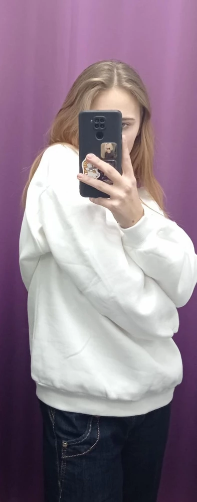 Теперь это мой любимый свитшот! Он очень мягкий и тепленький, на флисе. Максимально натуральный состав. Большое спасибо за подарочек.