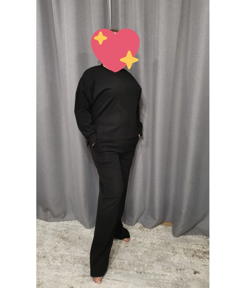 Данный костюм - моя новая любовь ❤️ приятнейшая ткань, красивый внешний вид, хороший размерный ряд и самое главное - штанины НЕ короткие, не чувствуешь себя Чарли Чаплиным (а такое бывало). После стирки изменений во внешнем виде не произошло. Тепло, удобно и стильно 👍